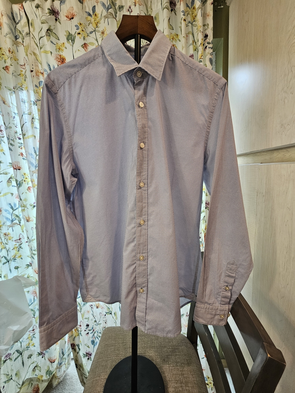 Men's Long-Sleeve Button-Up Shirt - Light Blue